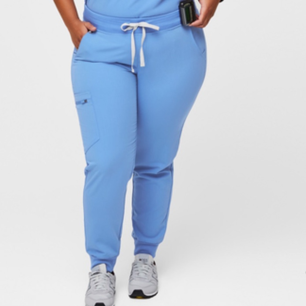 FIGS Zamora Jogger Scrub Pants